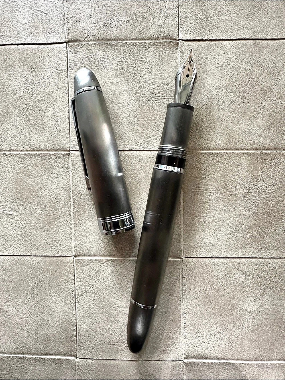 Asvine J16 Brushed Titanium Fountain Pen Fine JoWo Nib